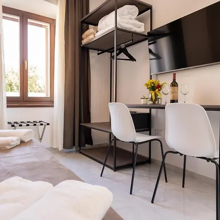 Apartment Aaa & With Free Private Parking - Reservation Needed Pula