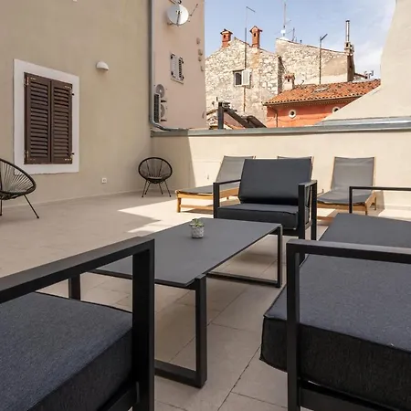 Aaa & With Free Private Parking - Reservation Needed Appartement